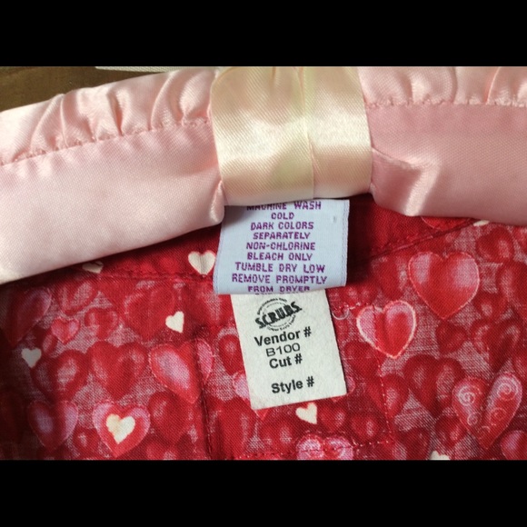 ❤️S.C.R.U.B.S. ❤️ Valentine Scrub Jacket sz M - Picture 6 of 8